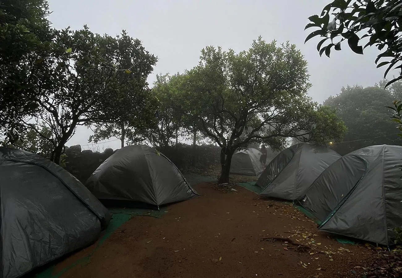 Campper Urumbi Hill Camp Vagamon Pirmed Luxury tent