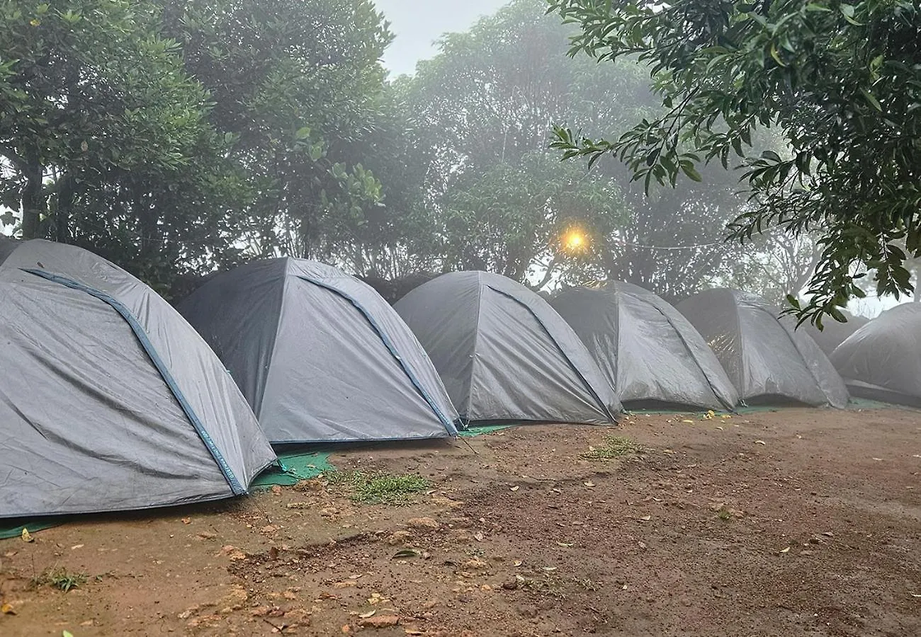 Campper Urumbi Hill Camp Vagamon Pirmed