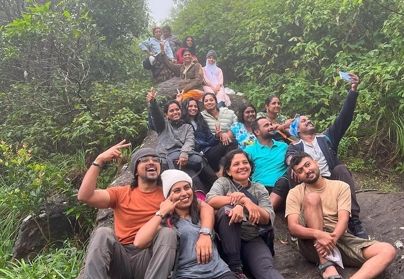 Campper Urumbi Hill Camp Vagamon Pirmed
