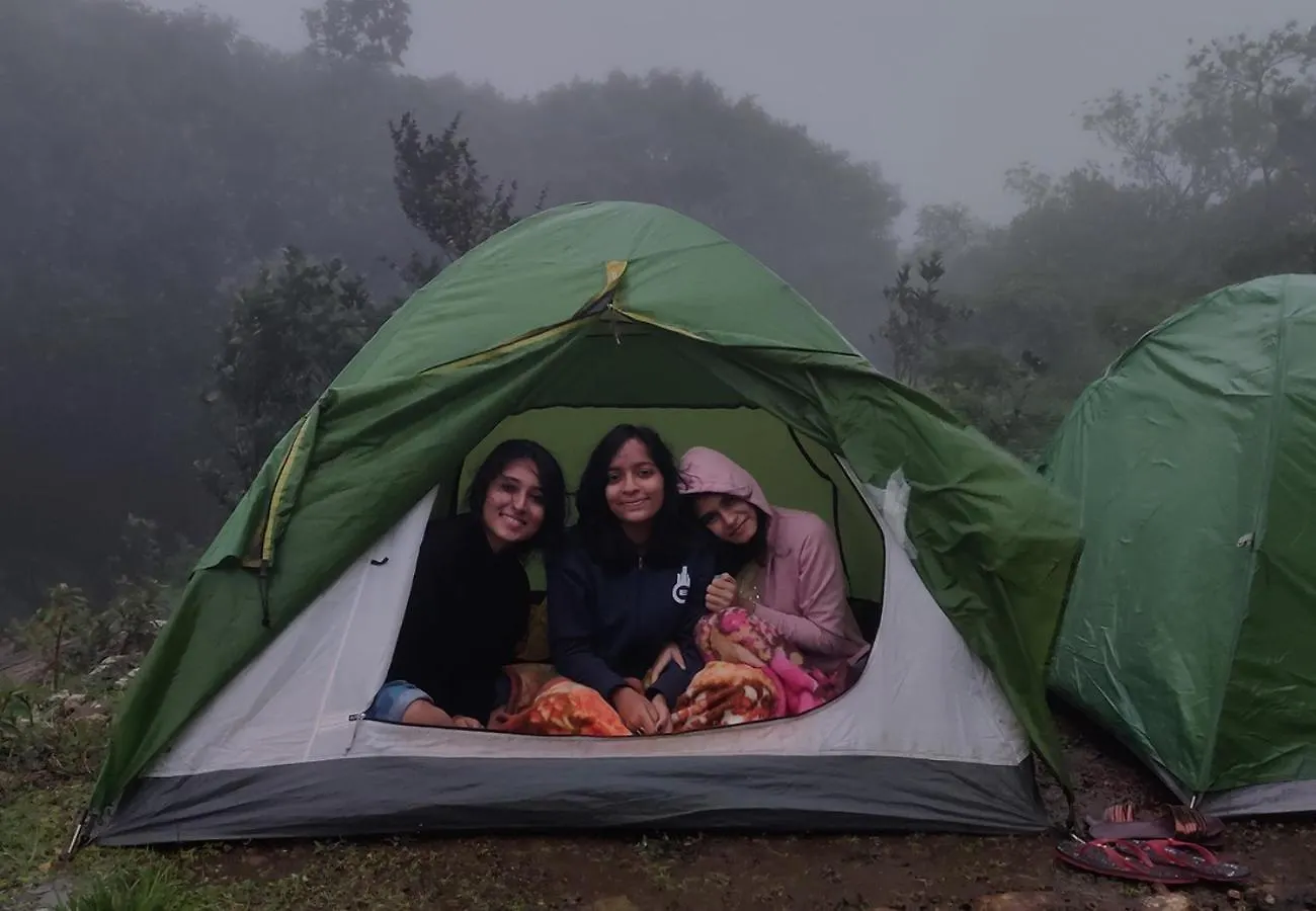 Luxury tent Campper Urumbi Hill Camp Vagamon Pirmed India